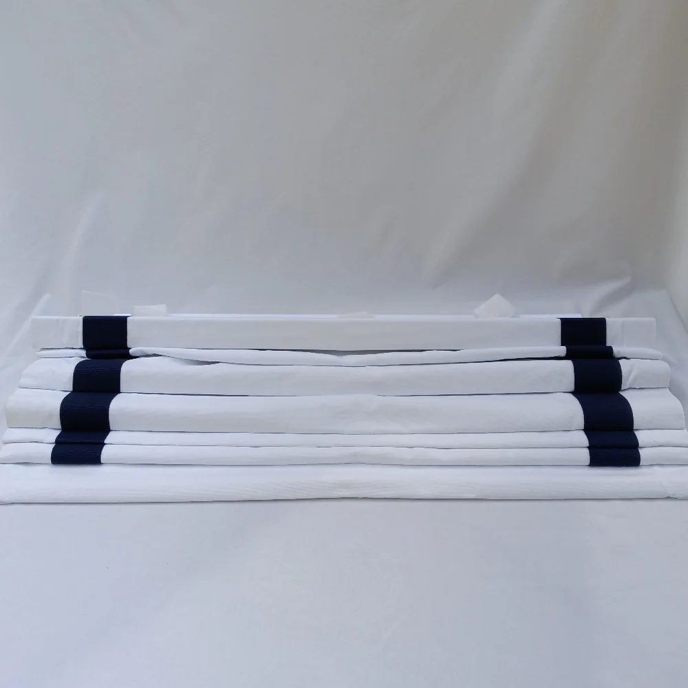 NEW Pottery Barn Grosgrain Cordless Roman Shade White/Ink 32